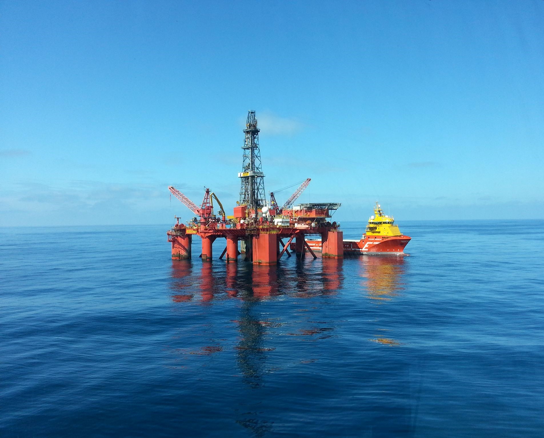 Nigeria : Dolphin Drilling remporte de nouveaux contrats pour une plate-forme offshore construite en 1974.