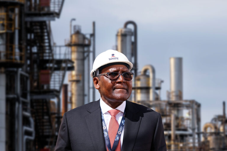 Nigeria authorizes NNPC to sell oil directly to Dangote refinery