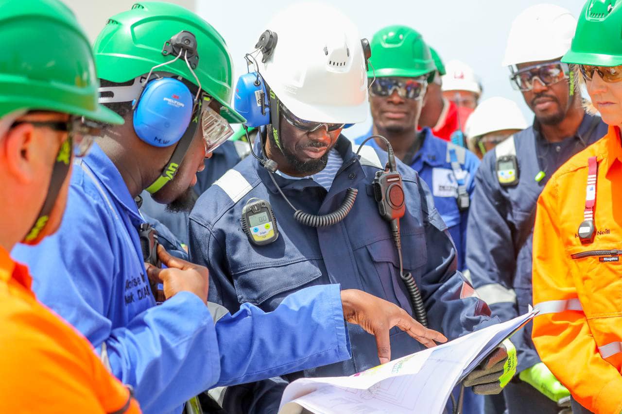 Le Sénégal crée une commission pour l'examen des contrats et accords relatifs au pétrole et au gaz.